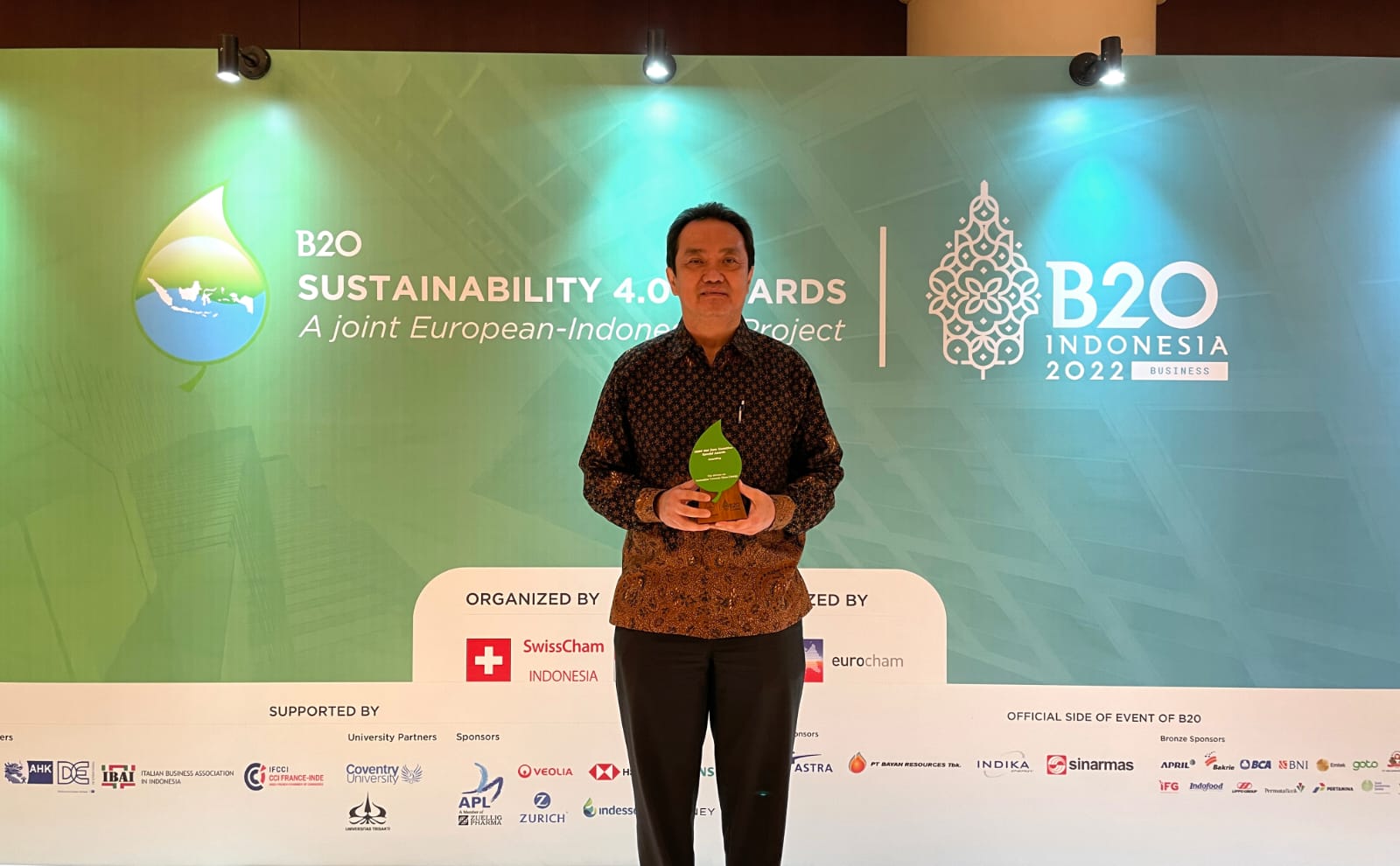 Indofood CBP Sukses Makmur Raih HSBC Net Zero Transition Special Award