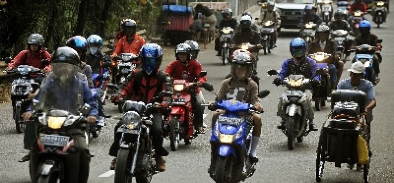 Subsidi Kendaraan Listrik, Menteri ESDM Nilai Oke Untuk Sepeda Motor Konvensional