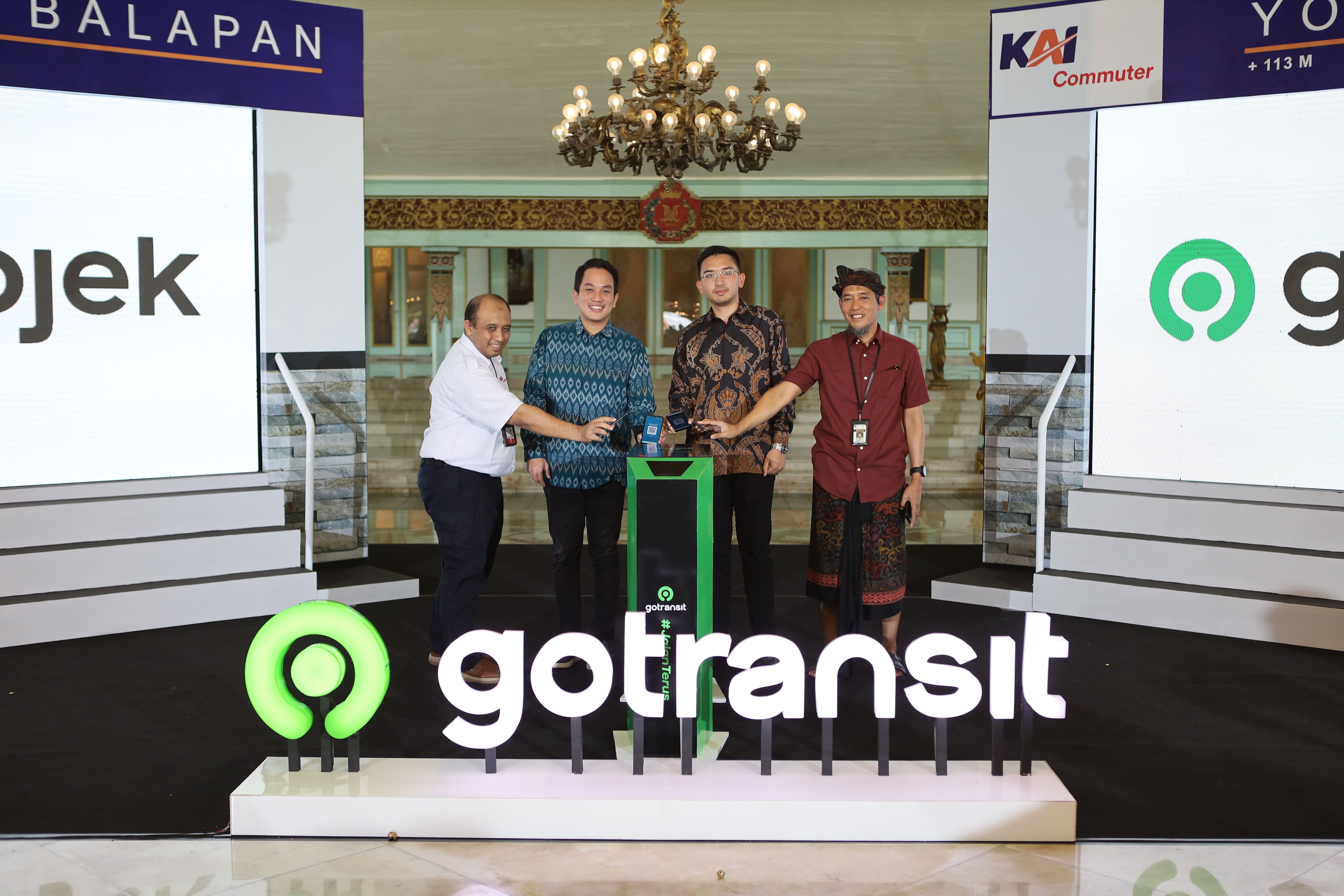 Dorong Penggunaan Angkutan Publik di Jateng-DIY, KAI Gandeng Gojek Via GoTransit