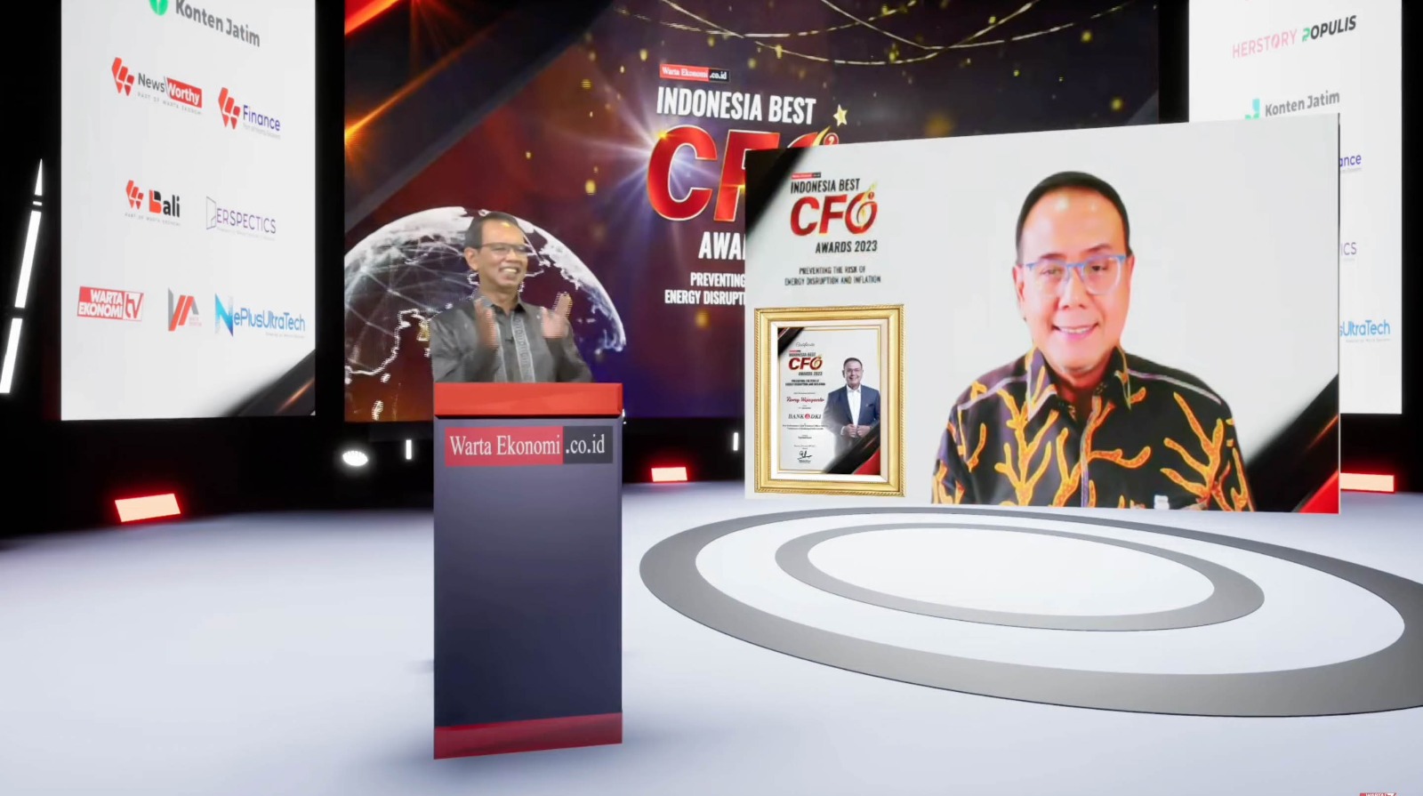 Kinerja Naik, Direktur Keuangan & Strategi Bank DKI Raih Best Performance CFO Award 2023