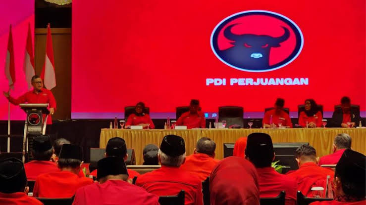 Capres PDIP untuk Pilpres 2024 dari Kader Internal, Ganjar Pranowo atau Puan Maharani?