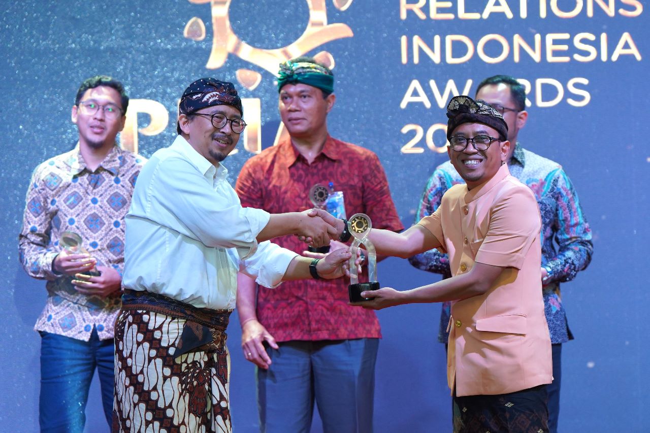 SIG Raih Penghargaan BUMN Terpopuler pada Ajang PR Indonesia Awards 2023