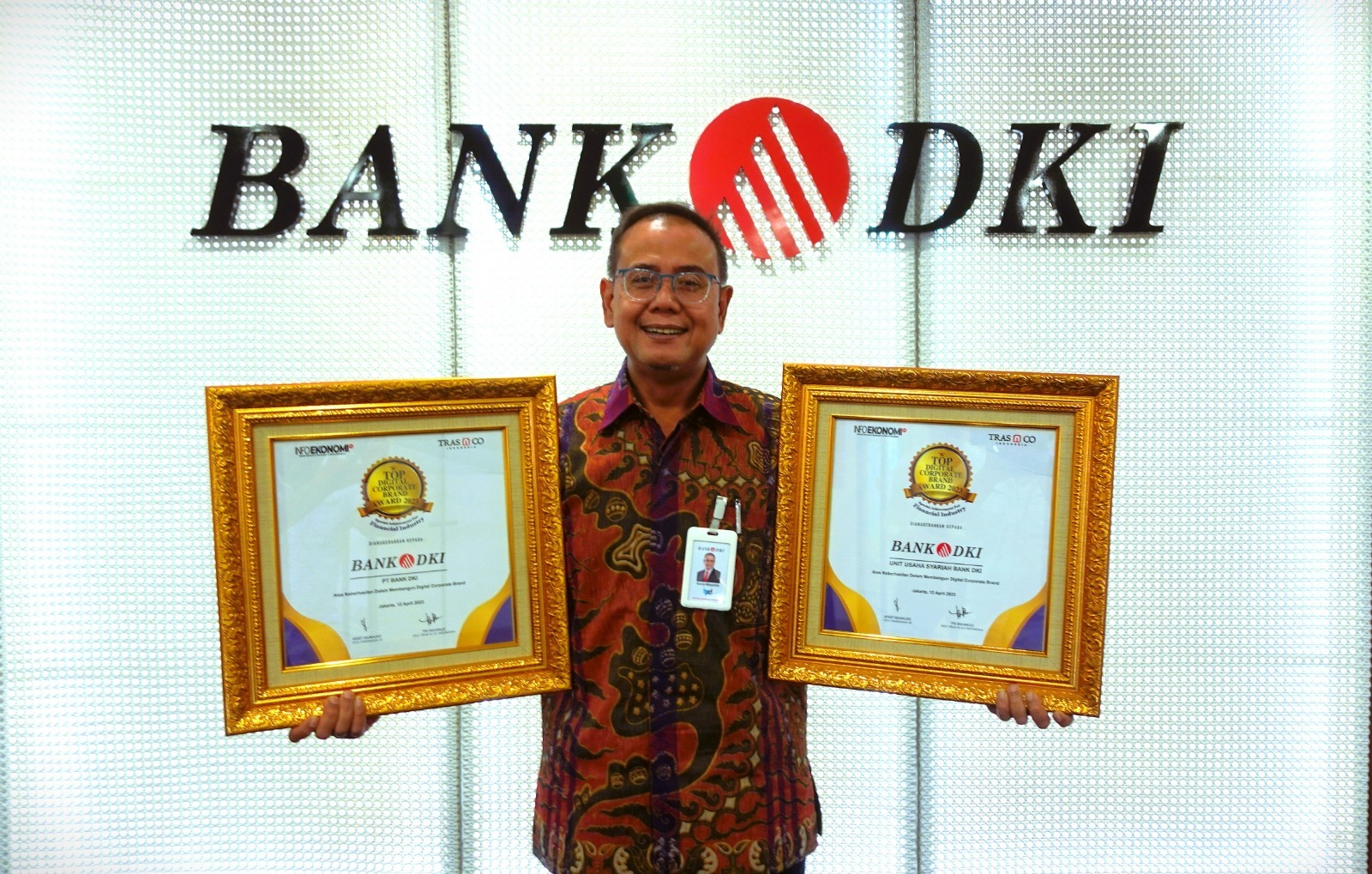 Bank DKI Raih TOP Digital Corporate Brand Award 2023 Kategori Konvensional dan Syariah