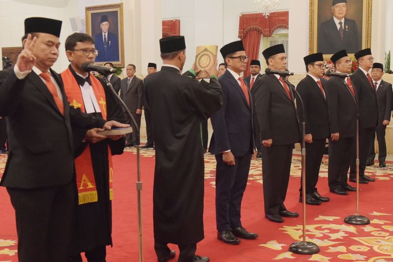 Presiden Angkat 5 Menteri Baru; Rosan Wakil Menteri BUMN