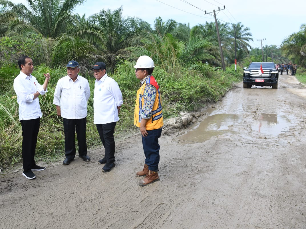 Presiden Sebut Perbaikan Jalan Rusak di Sejumlah Provinsi Sudah Dimulai