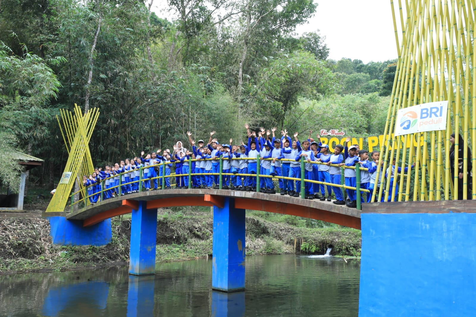 Meriahkan Hari Anak Nasional, BRI Peduli Renovasi Sekolah dan Wisata Edukasi