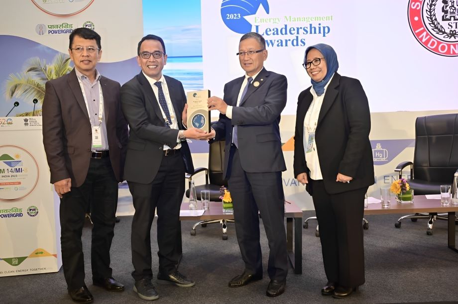 Inisiatif Energi Hijau Semen Tonasa Diapresiasi di Ajang Energy Management Leadership 2023