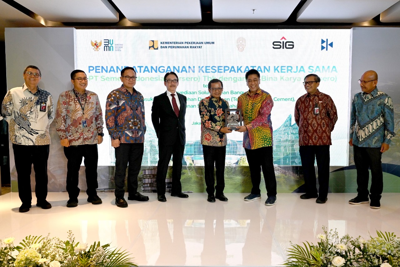 SIG - Bina Karya Kerja Sama Penyediaan Green Cement Proyek IKN