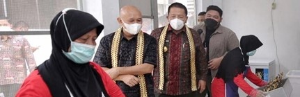 Berkat Pameran dan KUR BRI, Keripik Kulit Ikan Rafins Snack Mendunia