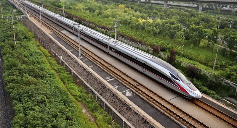 Pengguna Kereta Cepat Whoosh Sudah Tembus 4 Juta Penumpang