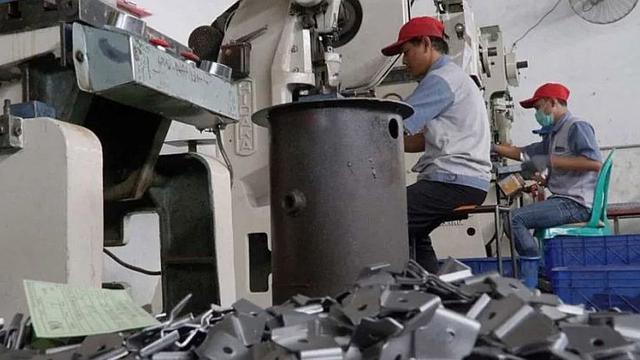 99,7 Persen dari Unit Usaha Industri Indonesia Adalah IKM