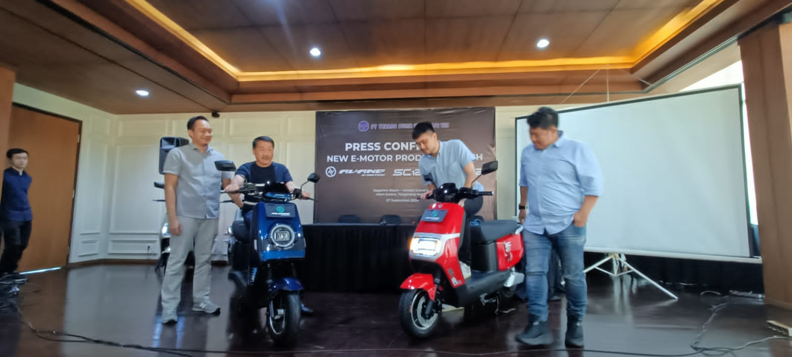 Bagikan Kabar Baru, UNTD Rilis 2 Tipe Motor Listrik Avand SC Series