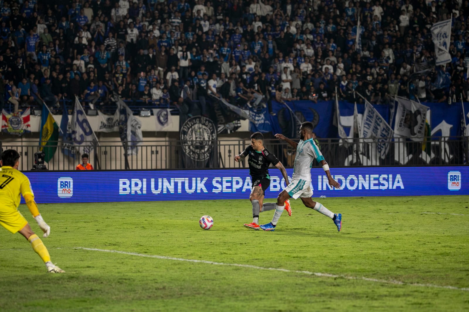 Empat Musim Dukung Kompetisi BRI Liga 1, Perputaran Ekonomi Rp10,4T