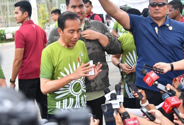 Presiden Jokowi Minta Dicek Penyebab Deflasi