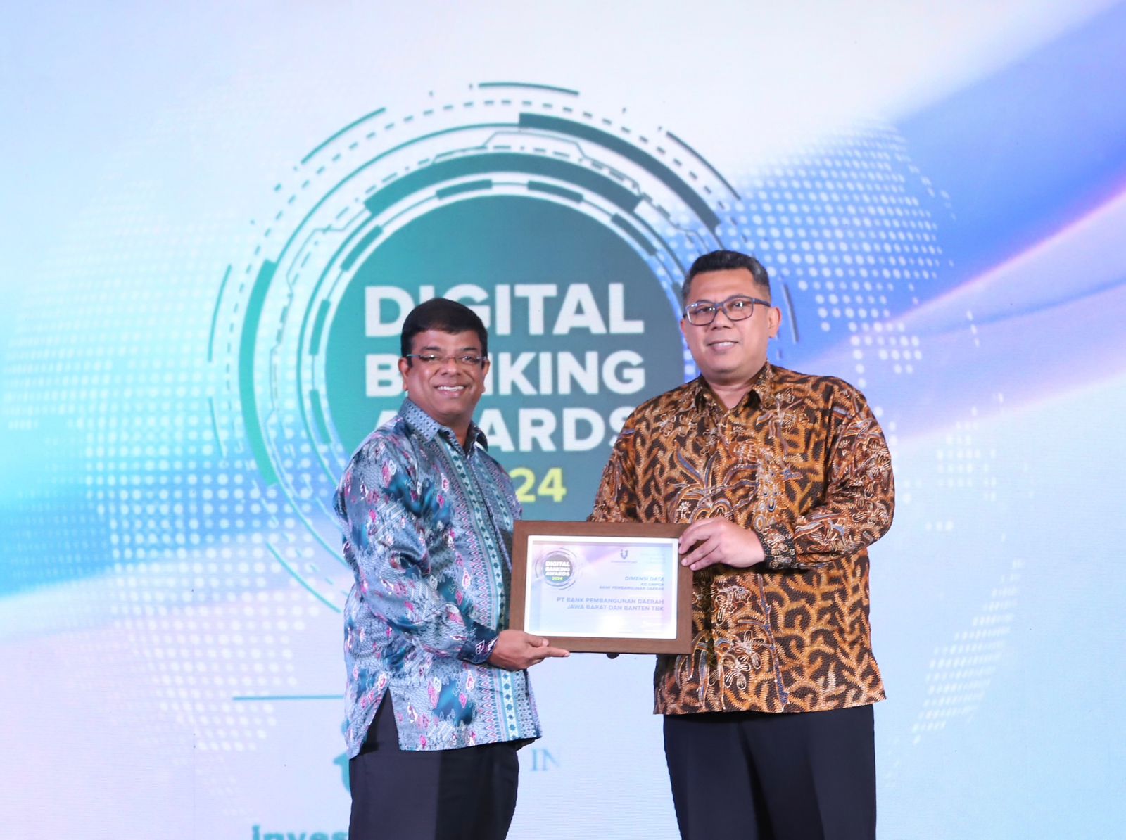 Bank BJB Sabet Penghargaan Digital Banking Award 2024