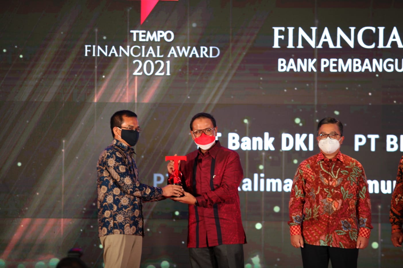 Bank DKI Terima Penghargaan The Best Bank in Financial Resilience