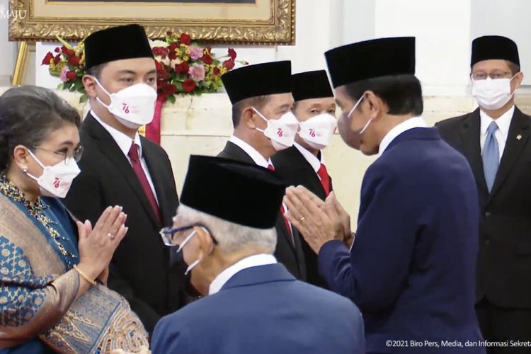 Presiden Anugerahkan Gelar Pahlawan Nasional untuk Empat Tokoh, Cek Asalnya