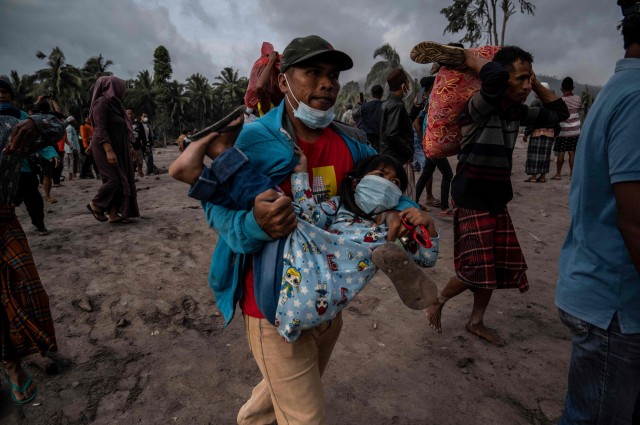 Korban Awan Panas Guguran Gunung Semeru jadi 34 Orang Meninggal