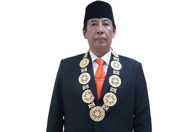 Terlibat Kasus Korupsi Sumbangan Pengembangan Institusi, Rektor Unud jadi Tersangka