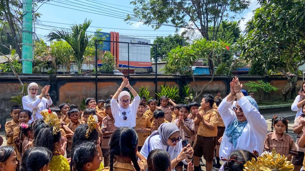 ‘BerSEAnergi untuk Laut’ di Bali, PIS Tumbuhkan Kecintaan Pada Laut untuk Anak Sekolah