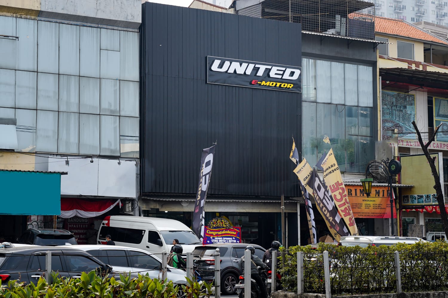 Perhatian! United E-Motor Buka Gerai Motor Listrik Terbaru di Depok