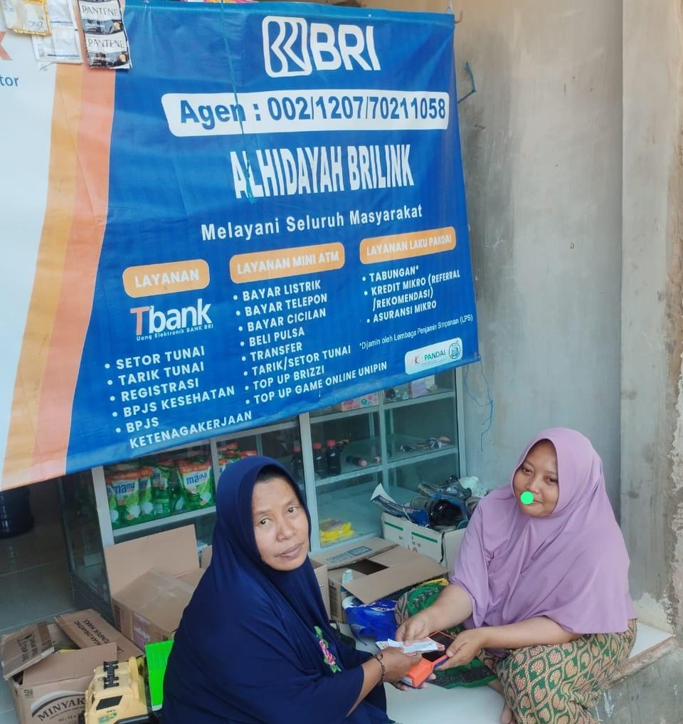 Kisah Sukses AgenBRILink Mitra UMi Sunaie Bantu Keuangan Warga