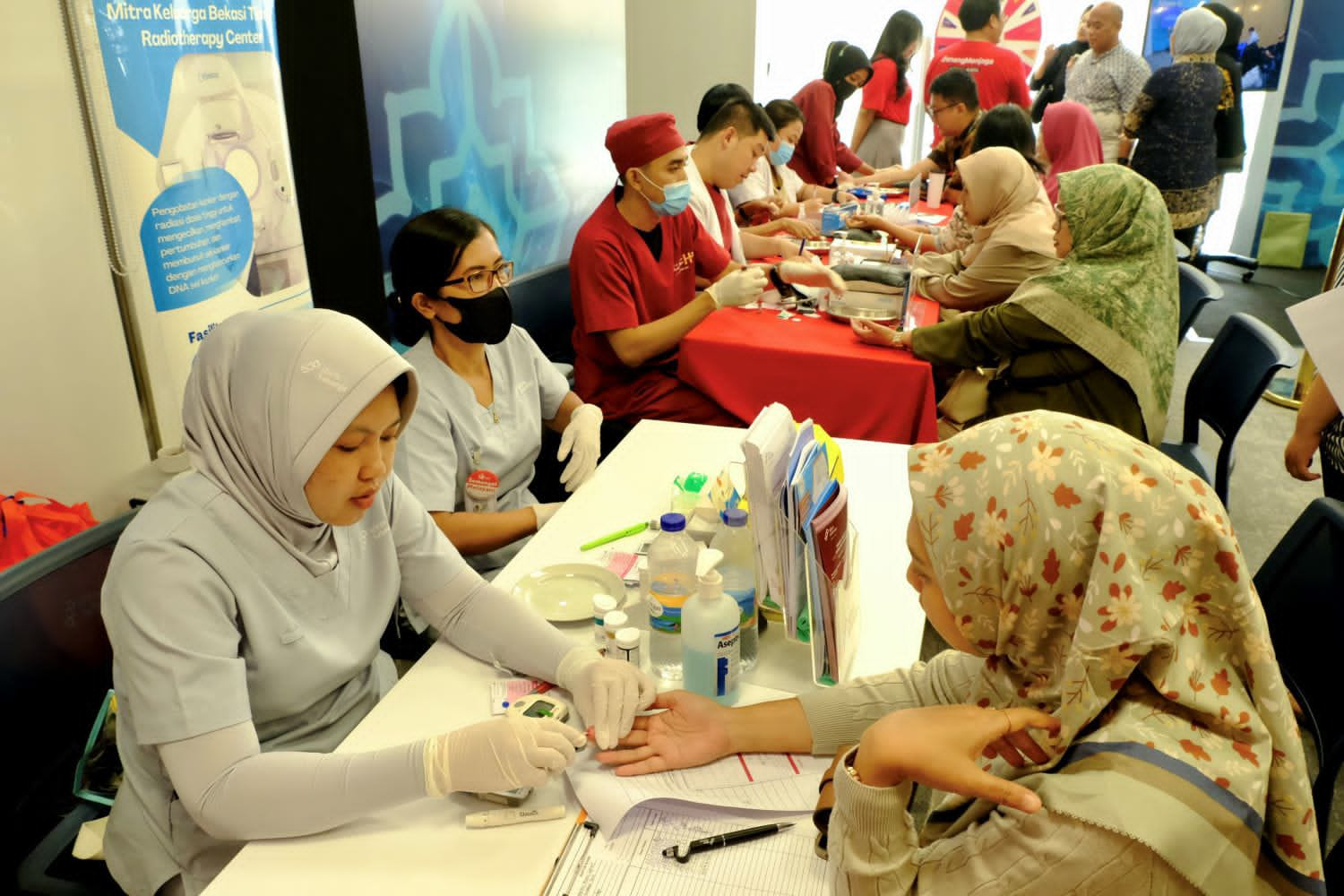 Rayakan Milad Pertama, Allianz Syariah Berbagi Kebaikan Menguatkan 